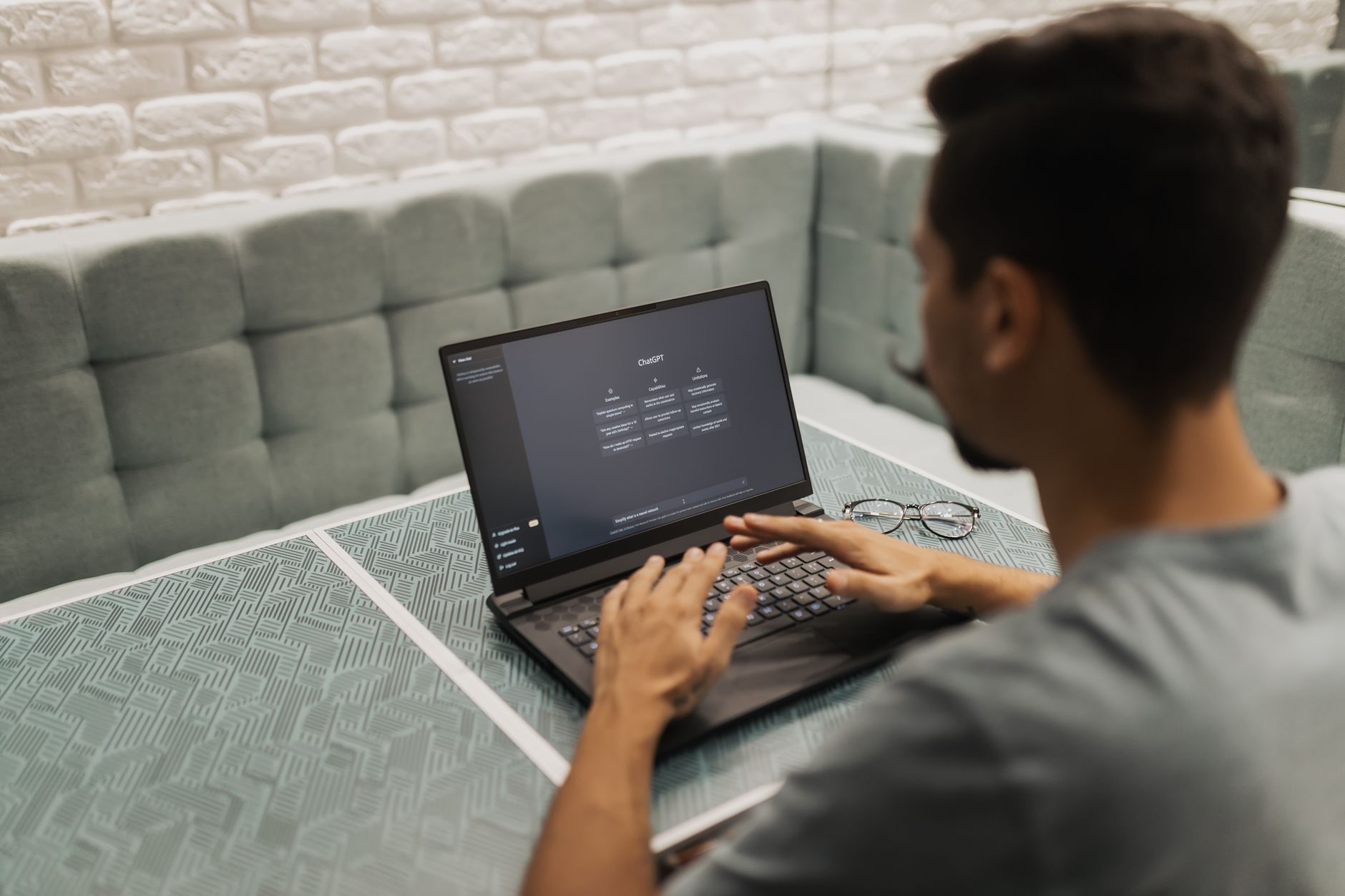 Best AI Tools for Teachers 2026: Less Grading, More Teaching