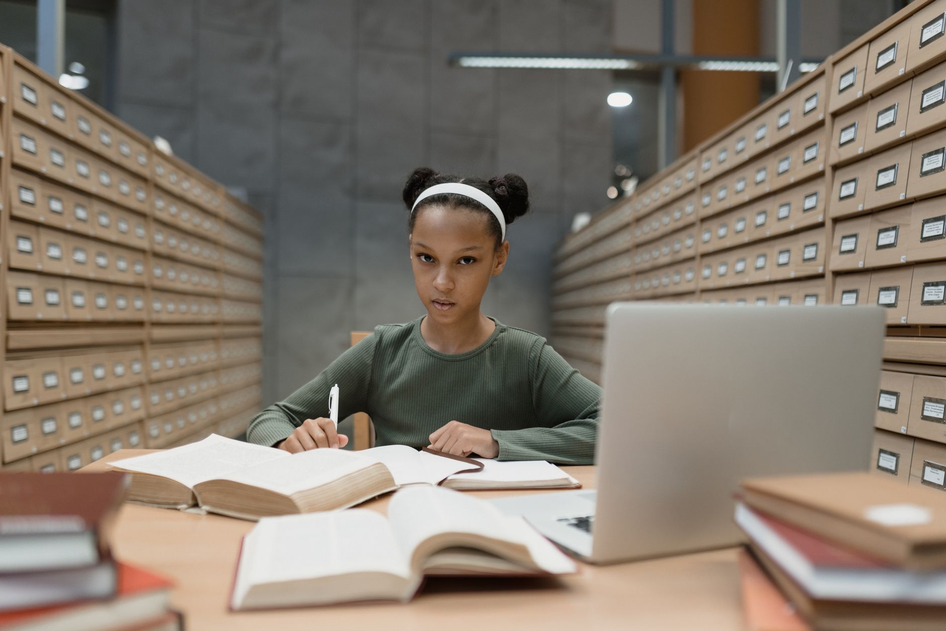 Best AI Tools for School: 2026 Student Guide